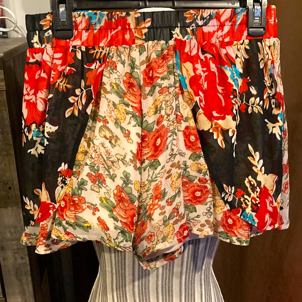 California Moon Rise Mini Short Set, A Nomad Art House Collaboration-Size (L)